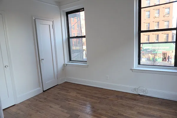 Rented by M.Woods & Associates | media 35