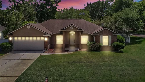 236 Clover Ct Photo 1