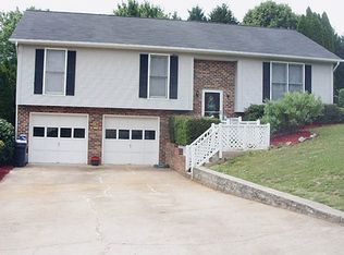 150 Coventry Ln, Forest City, NC 28043