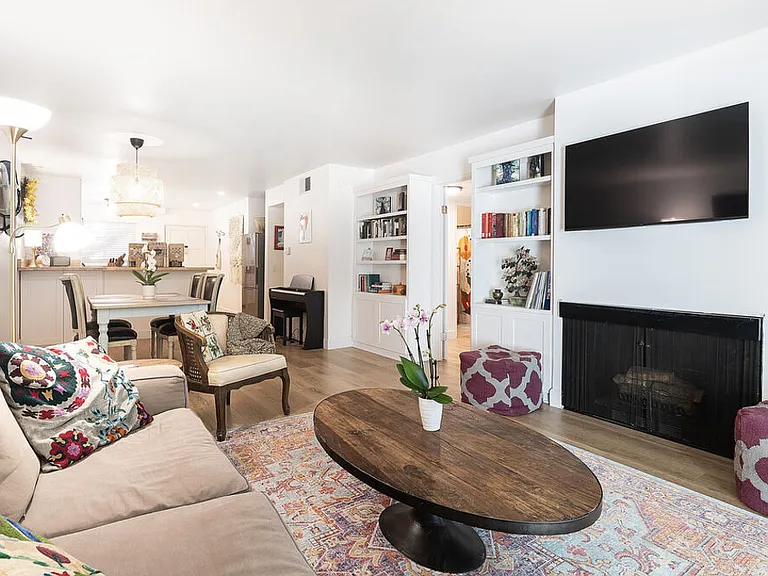 6479 Kanan Dume Rd #24 — Photo 7