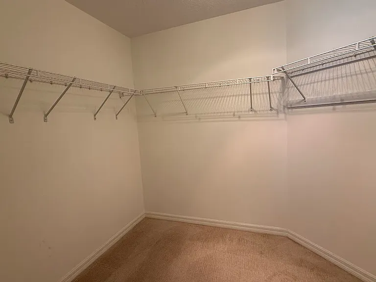 515 S Valencia Cir SW — Photo 29