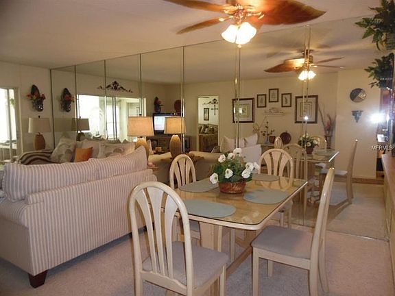 Plenty of Room for Dining