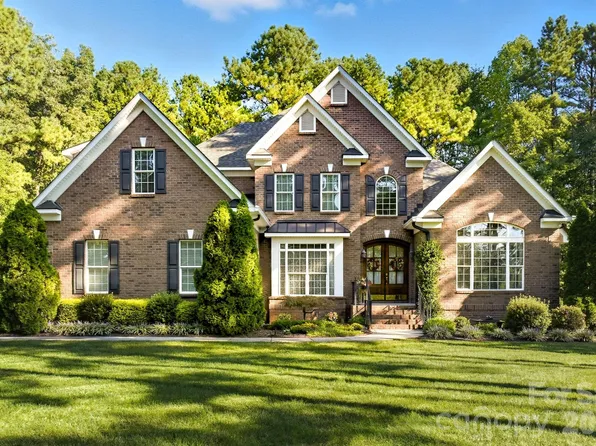 7282 James Ct, Denver, NC 28037