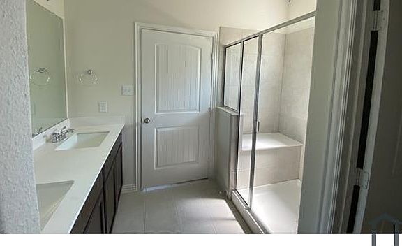 5th image of 2205 Church St #1