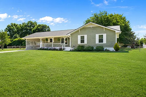 6108 Hope Ln Photo 1