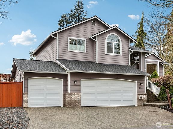 3rd image of 820 123rd Avenue NE