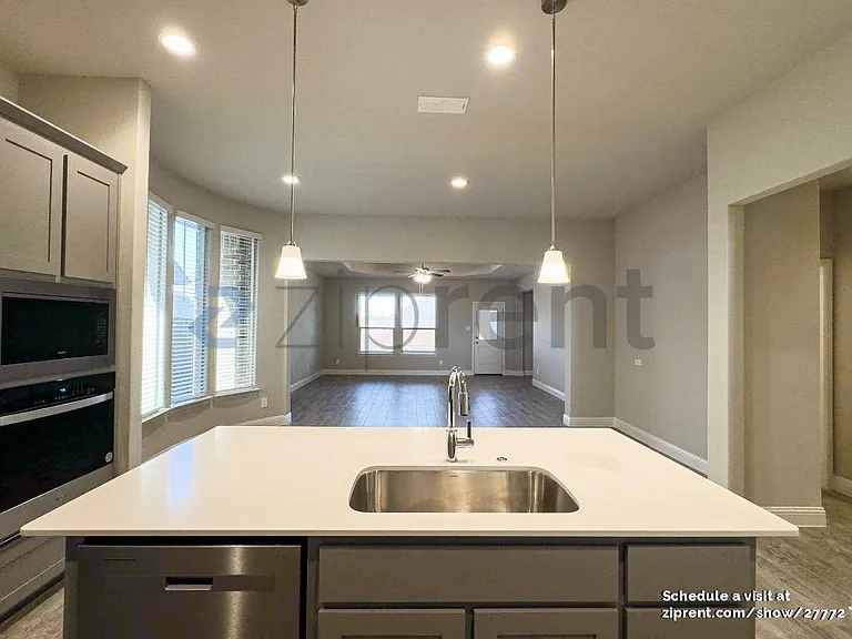 3108 Lionsgate Dr — Photo 10