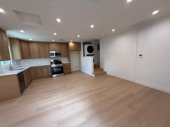 10157 Swinton Ave, North Hills, CA 91343