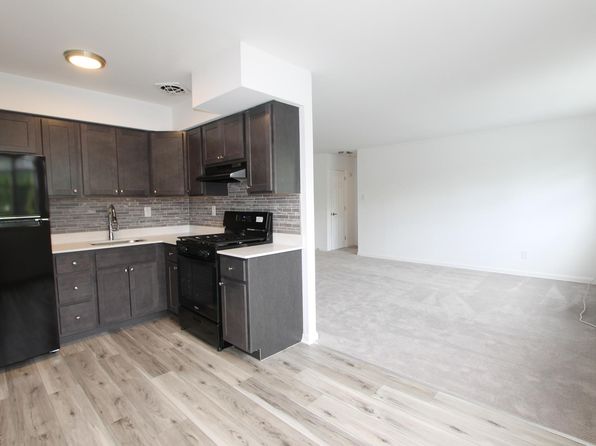 700 W Walnut Ln #12051EBC9