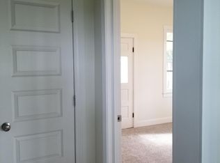 6 Cloverleaf Ln, Stuarts Draft, VA 24477
