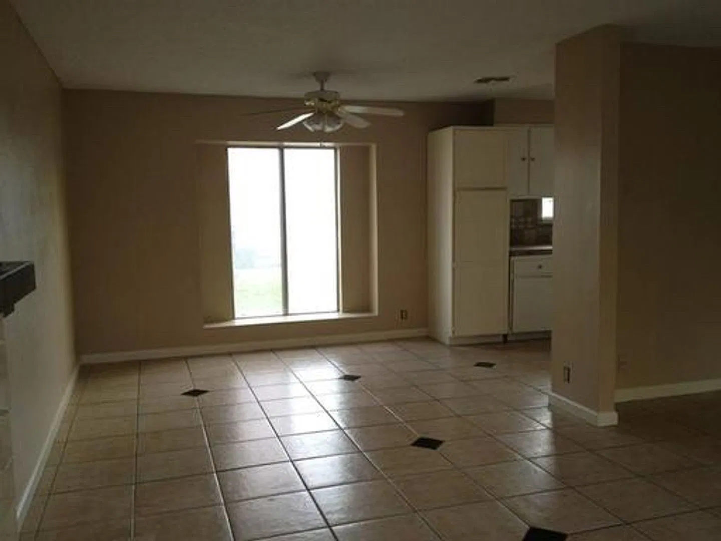 Move-In Ready 4-Bedroom Home with Good-Sized Yard — Photo 3