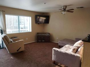 853 S B St, Oxnard, CA 93030