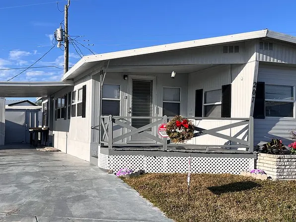 207 51st Avenue Plz W, Bradenton, FL 34207