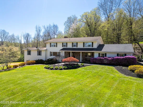 201 Grouse Hill Rd, Scott Township, PA 18414