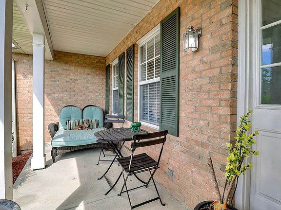 3rd image of 8568 Elmcreek Ct