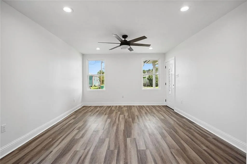3 bed, 1400 sqft, $2,400 — Photo 3