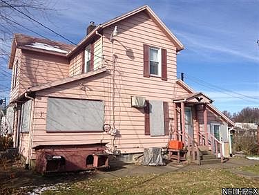 3rd image of 2924 Eddie St
