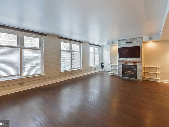 5th image of 1246-54 E Montgomery Ave #3