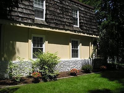 2nd image of 621 Ambler Cir