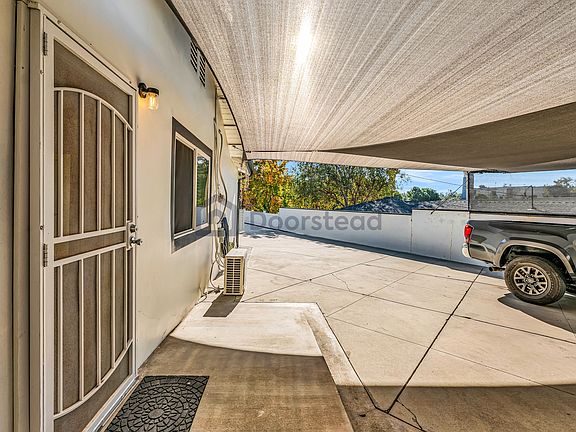 5th image of 3110 Hillview Dr N #Adu