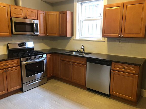 Kitchen Pic2