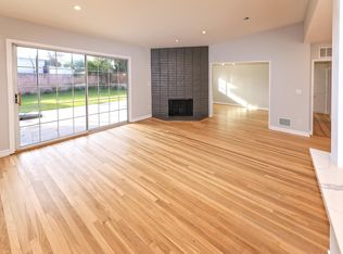 17240 Hatteras St, Encino, CA 91316