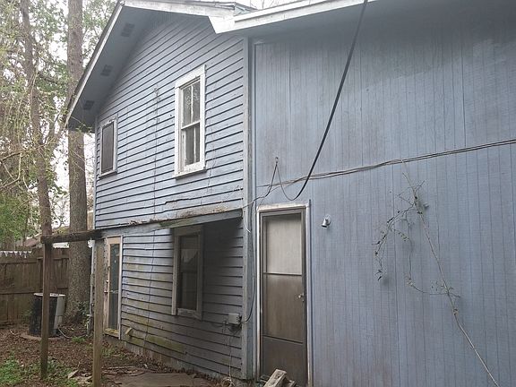 5th image of 2791 Myra St