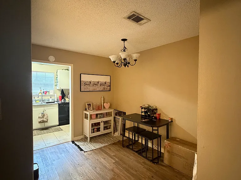 1702 Brightside Dr #C — Photo 10
