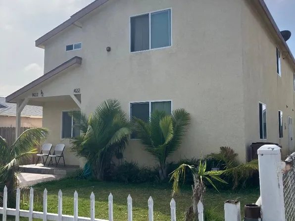 1422 W 98th St #1/2, Los Angeles, CA 90047