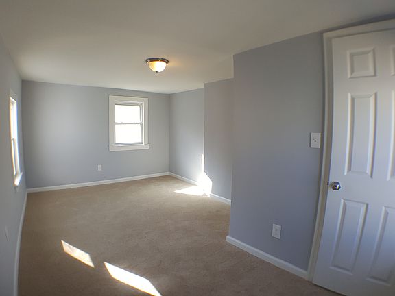 M BEDROOM