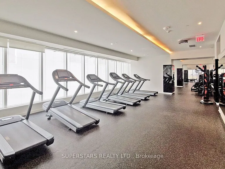 197 Yonge St #5413 — Photo 11