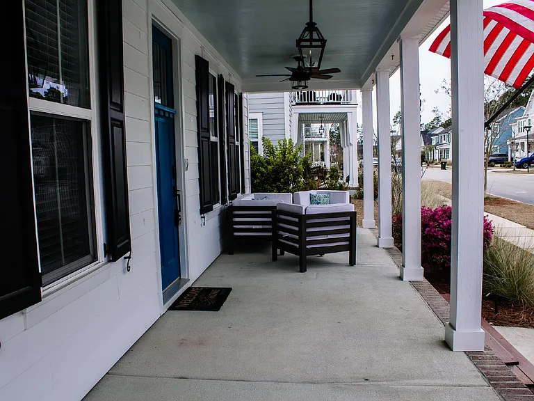 393 Oak Park St — Photo 19