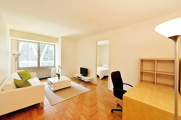 Rented by Sumitomo Real Estate Sales | media 20