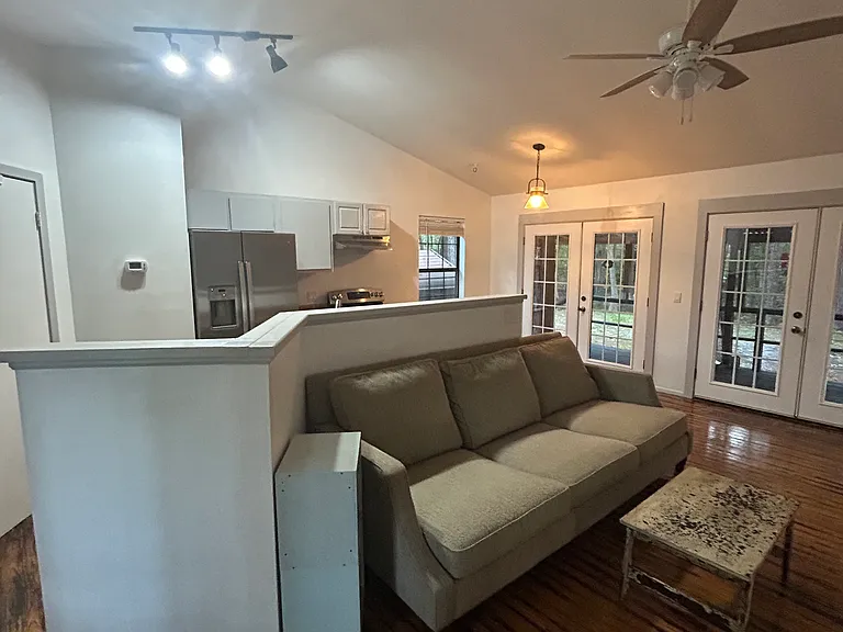 79 E Nursery Rd — Photo 1