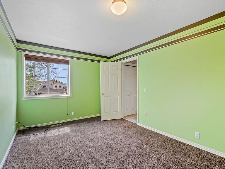 1649 E Michael Way — Photo 27