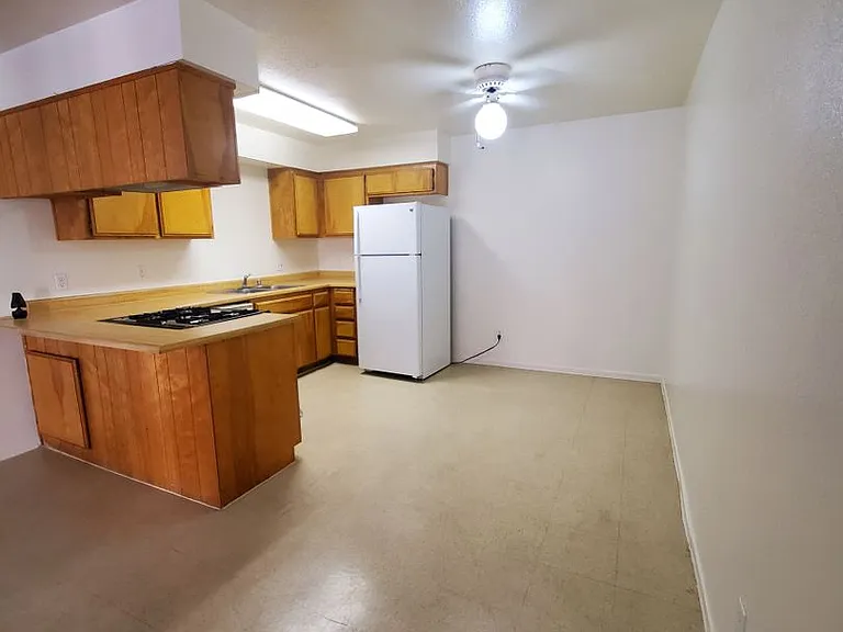 Norma Street Apartments — Photo 15
