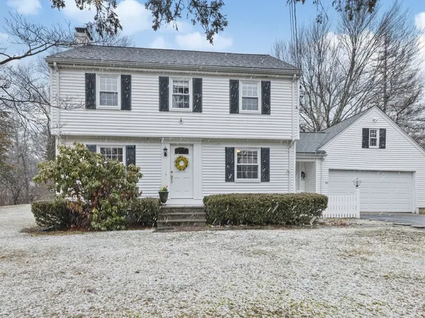 55 Salisbury Dr, Westwood, MA 02090