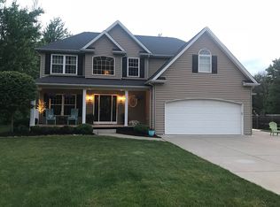 15 Bay Lea Park, Getzville, NY 14068