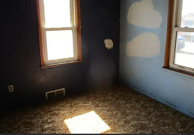348 Hilltop St — Photo 5