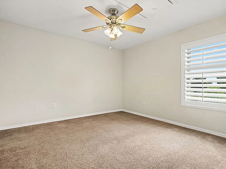 5353 Outlook Dr — Photo 13