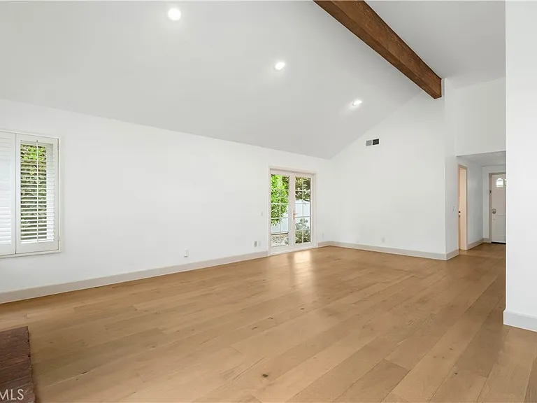 3437 Wimbledon Way — Photo 14