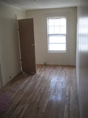 Rented by The Hamilton Group | media 21