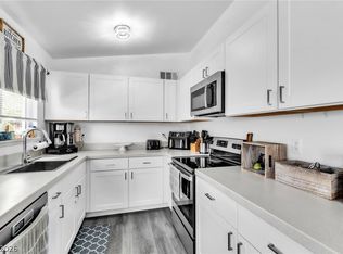 111 Maple St, Henderson, NV 89015