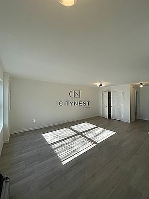 3rd image of 595 Beech Ter #1