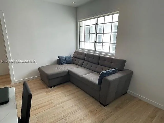 700 16th St #204 — Photo 9