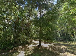305 N Woodlake Ave, Inverness, FL 34453