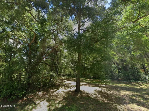 305 N Woodlake Ave, Inverness, FL 34453