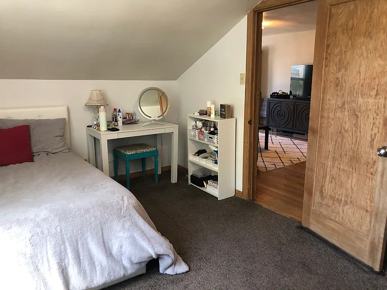 210 N Mill St #4 — Photo 7