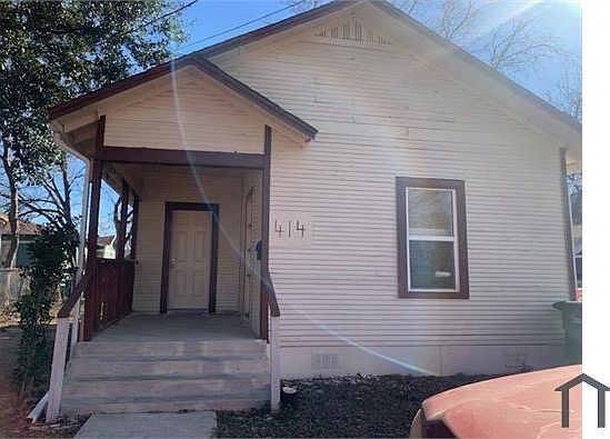 2nd image of 414 Blue Bonnet St