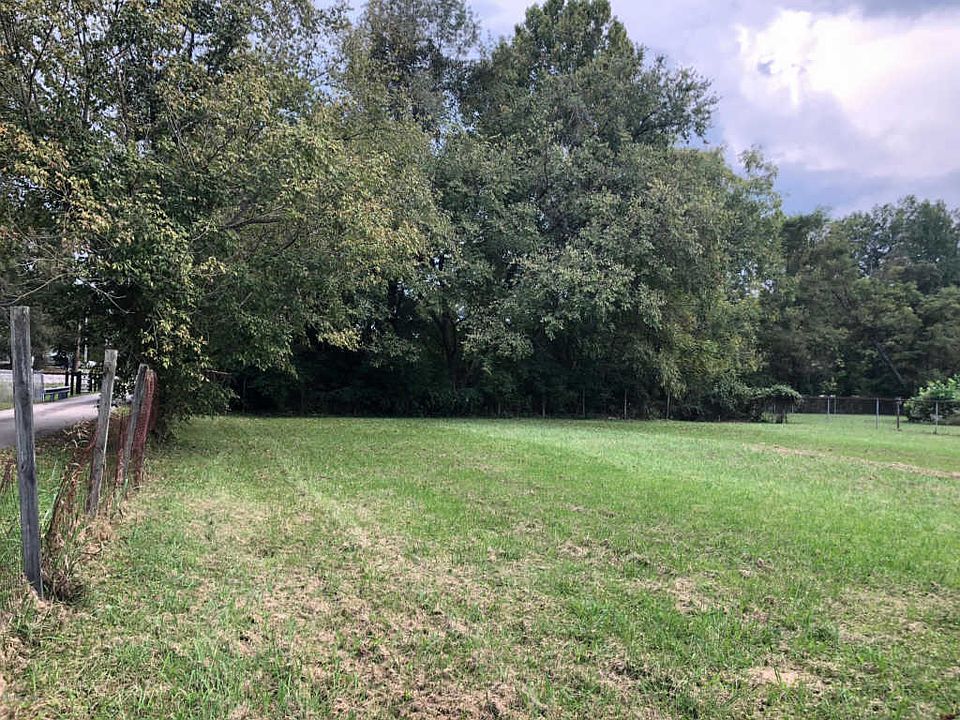 1st image of 1928 Herbert Ln